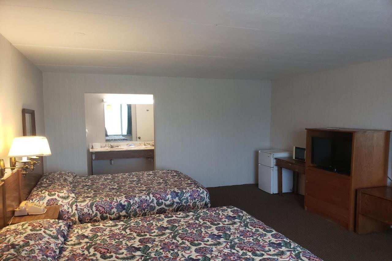 Oyo Hotel Whitely City Hwy 27 Ky Whitley City Экстерьер фото
