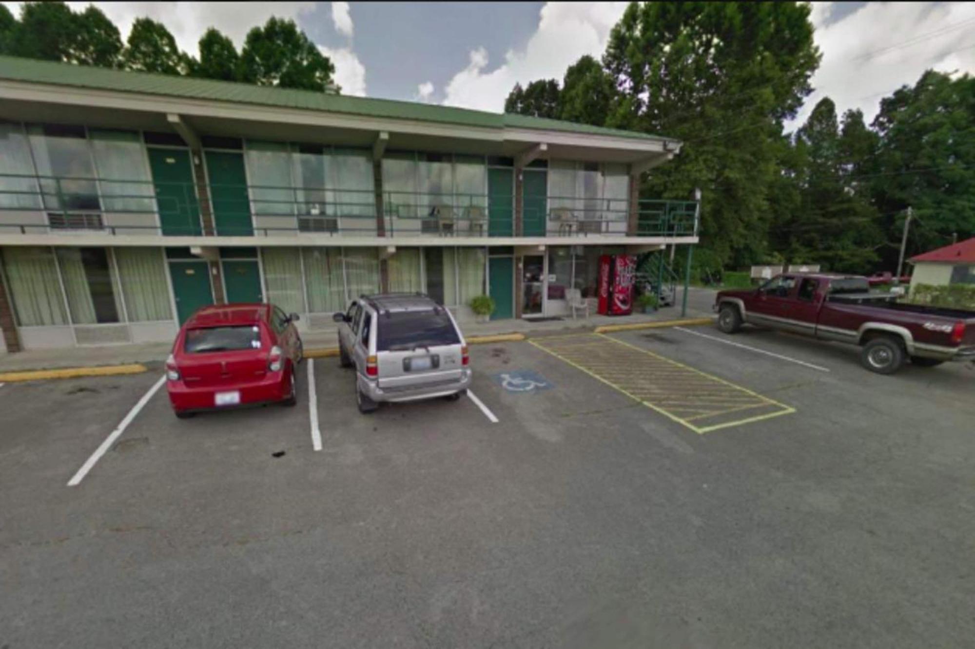 Oyo Hotel Whitely City Hwy 27 Ky Whitley City Экстерьер фото